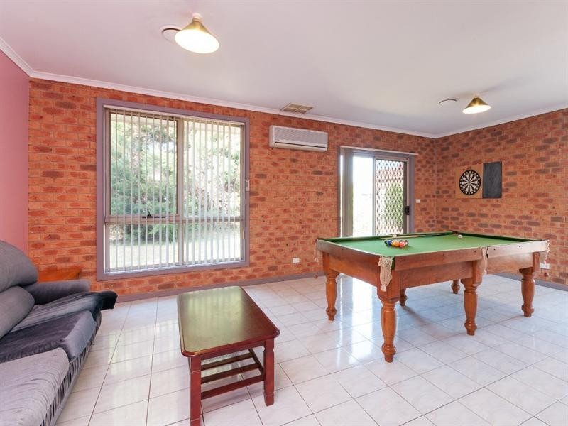 38 Longtown Court, Craigieburn VIC 3064