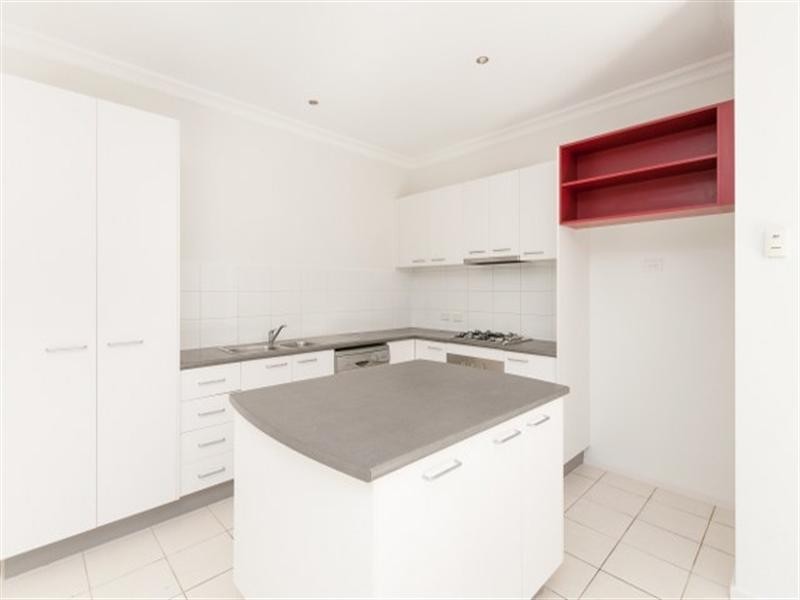 15 Crestview Close, Roxburgh Park VIC 3064