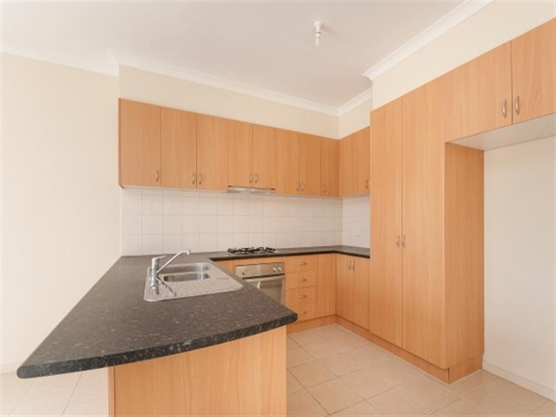 86 Hayfield Road, Roxburgh Park VIC 3064