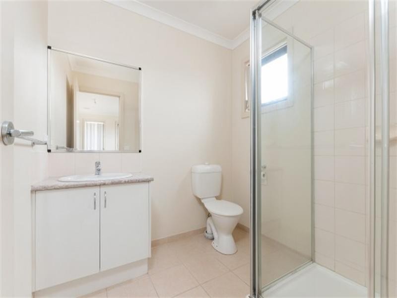 86 Hayfield Road, Roxburgh Park VIC 3064