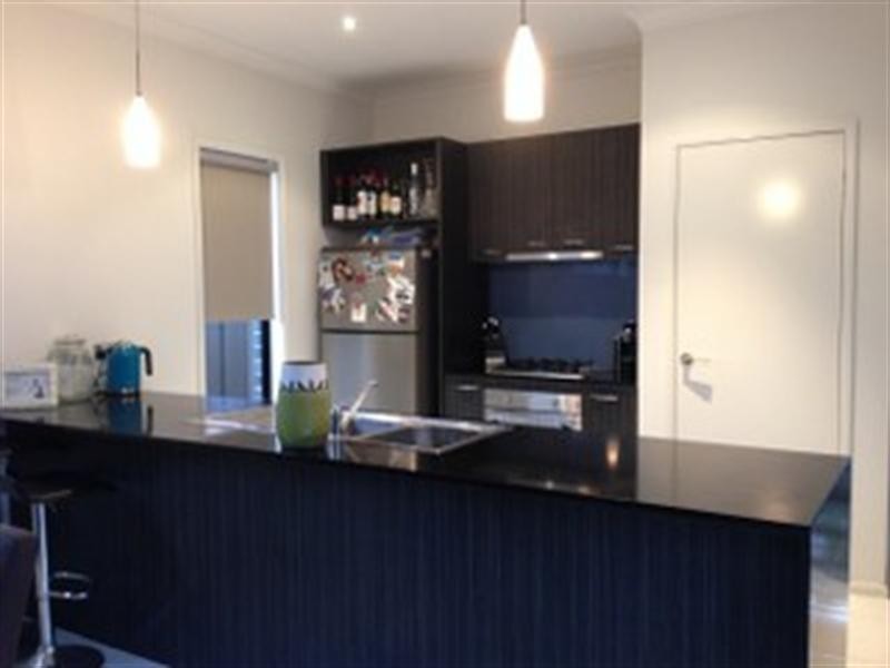 39 Burrora Way, Craigieburn VIC 3064