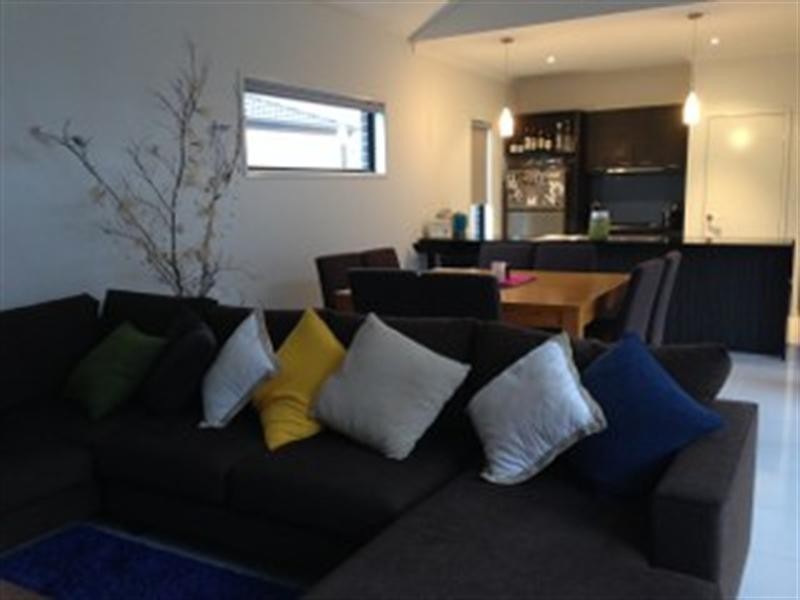 39 Burrora Way, Craigieburn VIC 3064