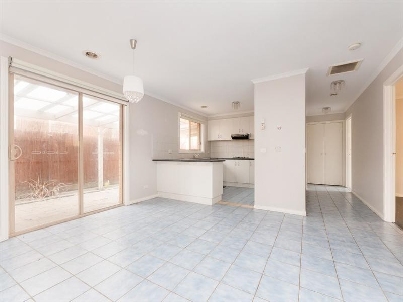 25 Limpopa Square, Roxburgh Park VIC 3064