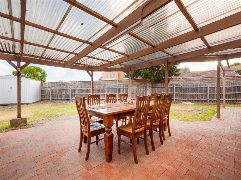 1 Amesbury Avenue, Craigieburn VIC 3064