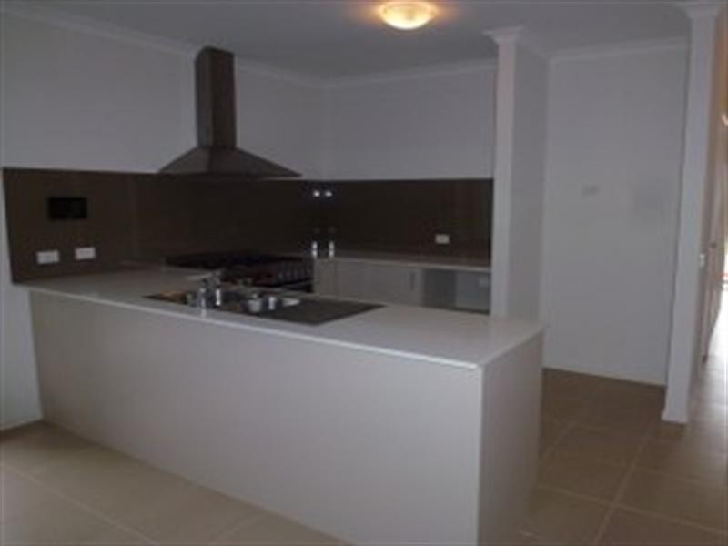 19 Plum Street, Craigieburn VIC 3064