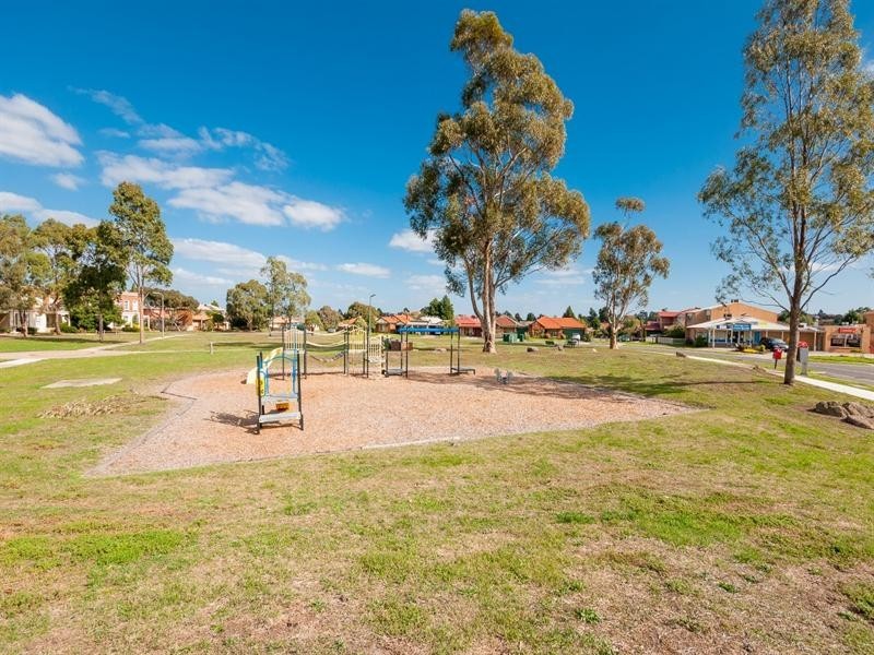 3 Howson Place, Roxburgh Park VIC 3064