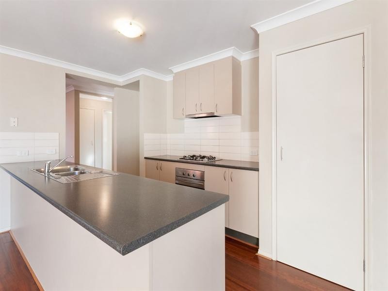 17 Millstream Pass, Craigieburn VIC 3064