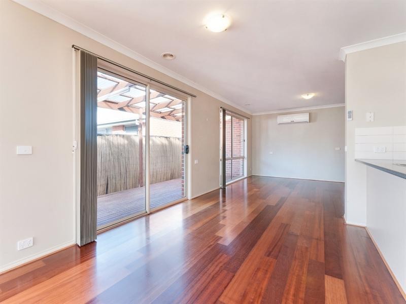 17 Millstream Pass, Craigieburn VIC 3064