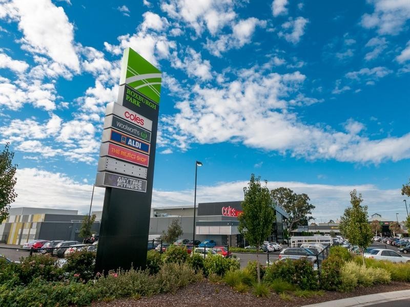 3 Almands Avenue, Roxburgh Park VIC 3064