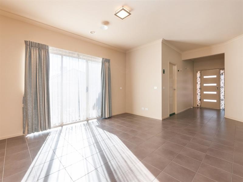 4 Houghton Court, Craigieburn VIC 3064