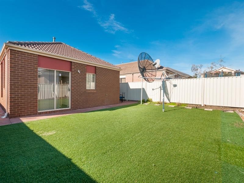 4 Houghton Court, Craigieburn VIC 3064