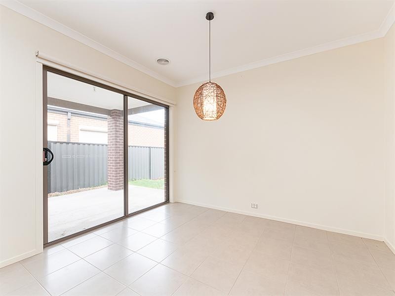 91 Biltmore Crescent, Roxburgh Park VIC 3064