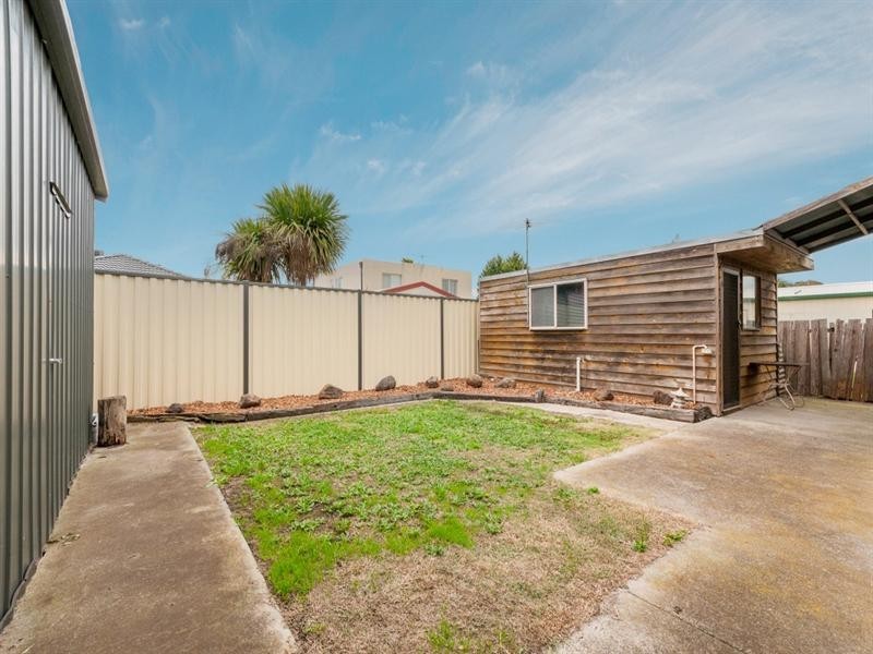 8 Kingston Heath Court, Craigieburn VIC 3064