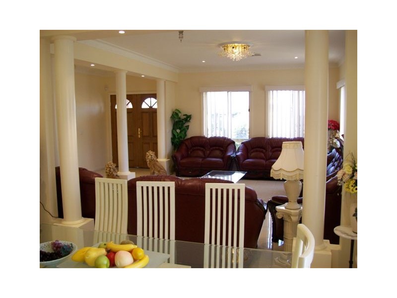 29 Canisby Way, Craigieburn VIC 3064