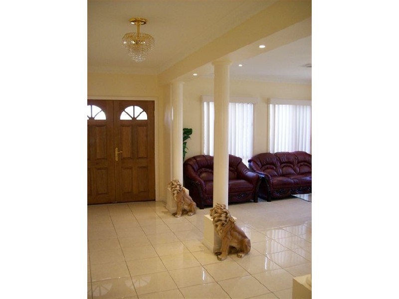 29 Canisby Way, Craigieburn VIC 3064