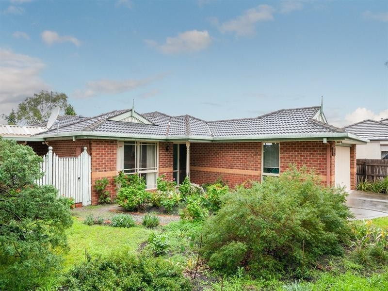 20 Sheridan Way, Roxburgh Park VIC 3064