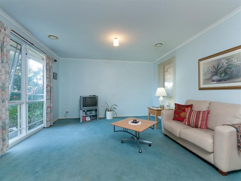 20 Sheridan Way, Roxburgh Park VIC 3064