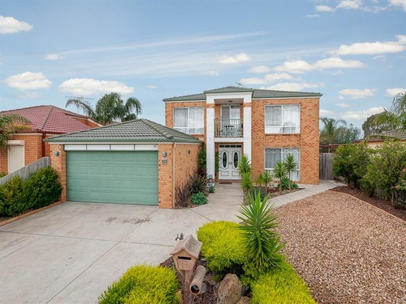 44 Santa Cruz Boulevard, Roxburgh Park VIC 3064