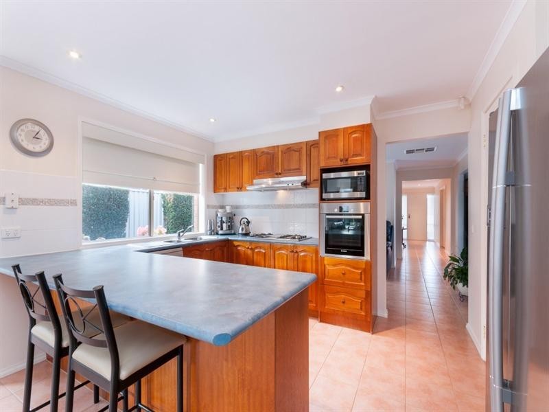 6 Tusmore Rise, Craigieburn VIC 3064