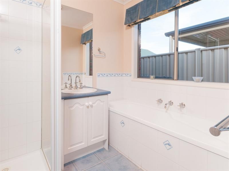 6 Tusmore Rise, Craigieburn VIC 3064