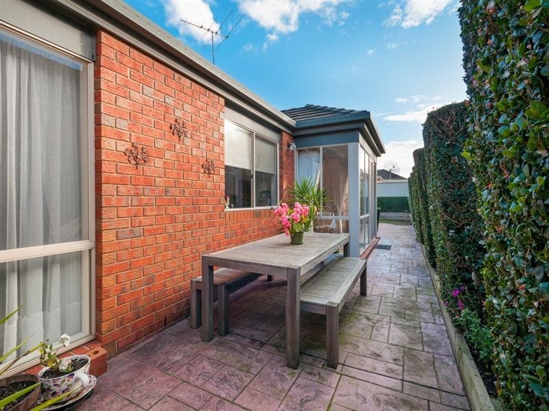 6 Tusmore Rise, Craigieburn VIC 3064