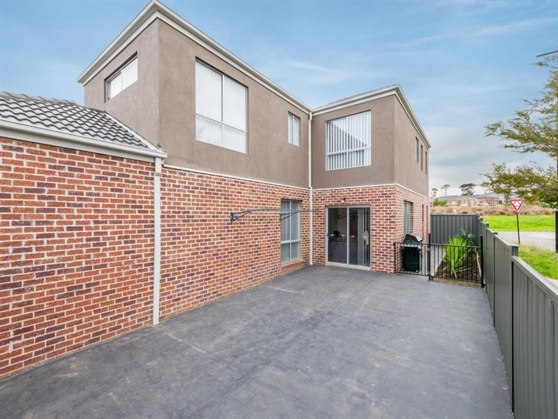 1 Perisher Drive, Craigieburn VIC 3064