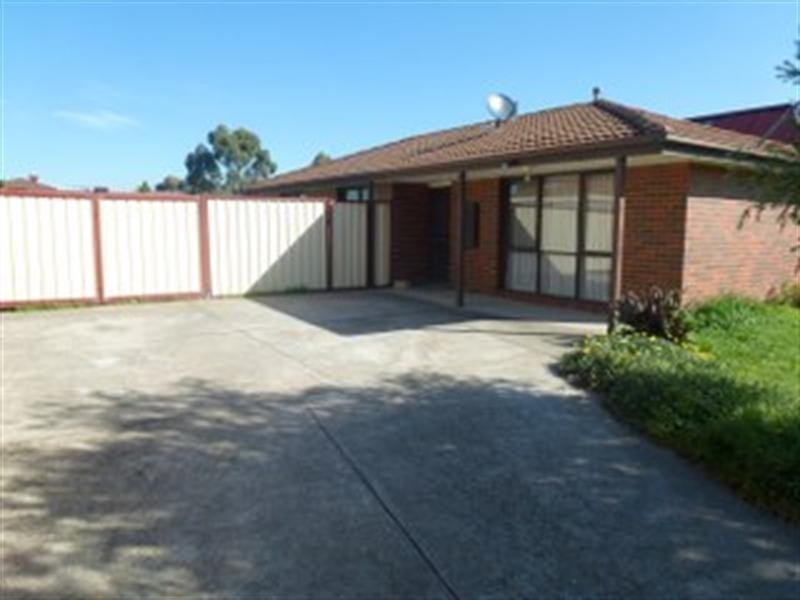 9 Metropolitan Avenue, Craigieburn VIC 3064