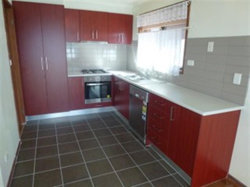9 Metropolitan Avenue, Craigieburn VIC 3064