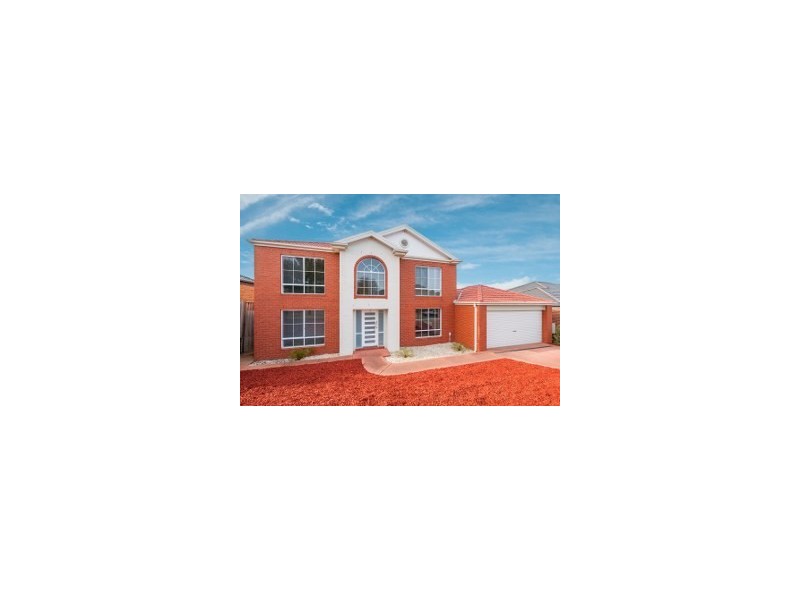 27 Grange Rise, Craigieburn VIC 3064