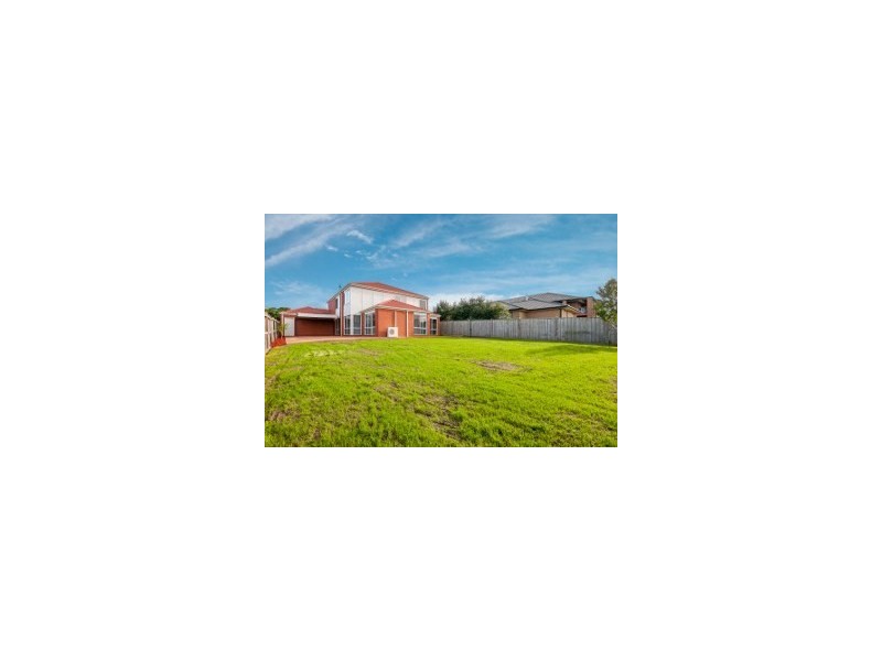 27 Grange Rise, Craigieburn VIC 3064