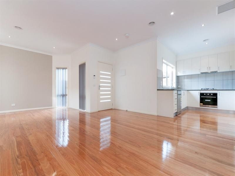 10A Whitley Crescent, Craigieburn VIC 3064