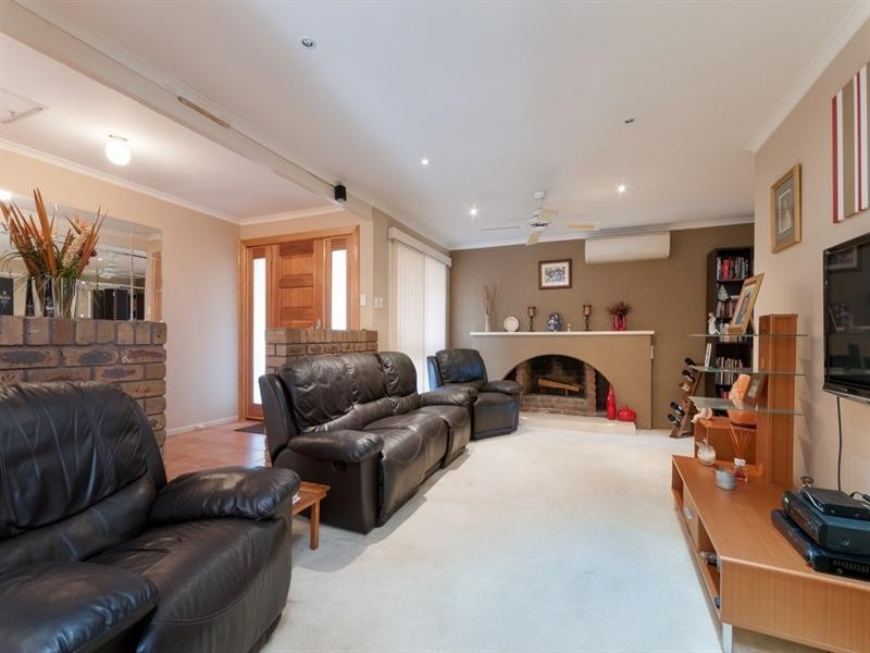 7 Kingston Heath Court, Craigieburn VIC 3064