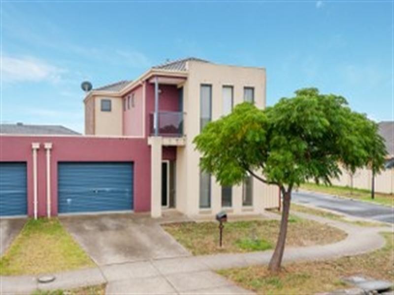 86 Hayfield Road, Roxburgh Park VIC 3064
