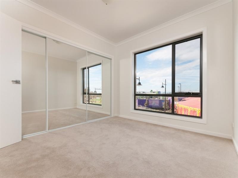 5A Huntington Drive, Craigieburn VIC 3064