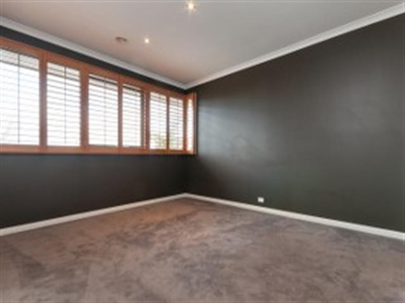 17 Highview Place, Craigieburn VIC 3064