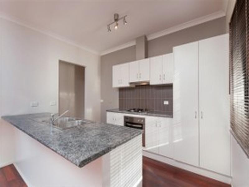 10 Middlesborough Drive, Craigieburn VIC 3064