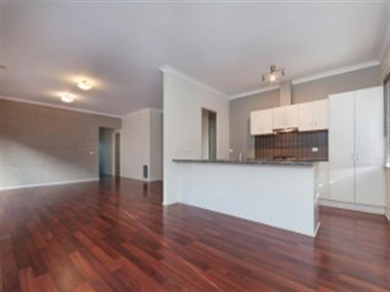 10 Middlesborough Drive, Craigieburn VIC 3064