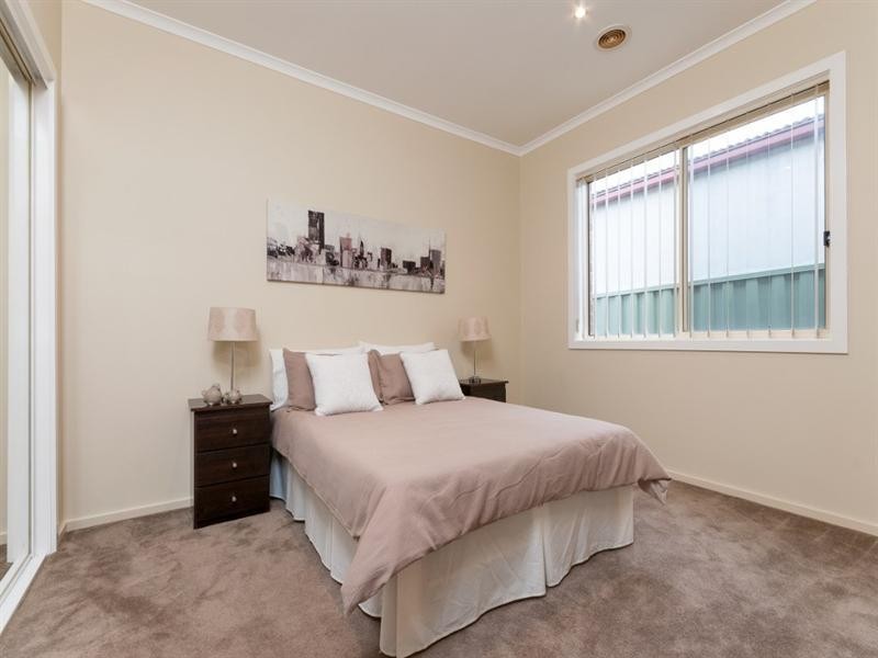 4 Studley Park Way, Craigieburn VIC 3064