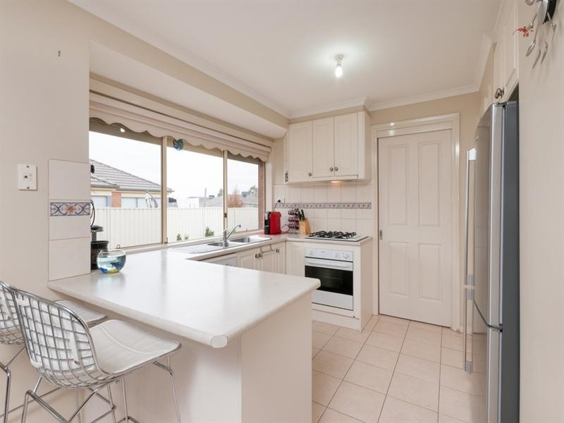 15 Tusmore Rise, Craigieburn VIC 3064