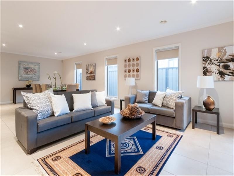60 Bridgehaven Drive, Craigieburn VIC 3064