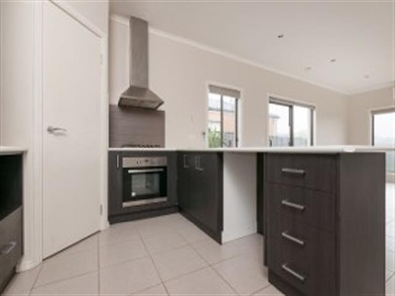 28 Watergum Avenue, Craigieburn VIC 3064