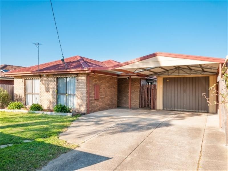 52 Bainbridge Close, Craigieburn VIC 3064
