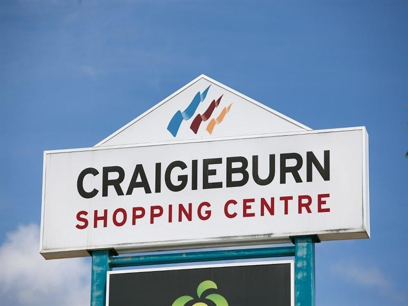 52 Bainbridge Close, Craigieburn VIC 3064