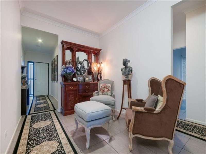11 Black Range Avenue, Craigieburn VIC 3064