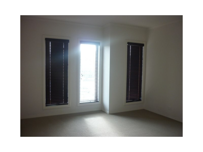 46 Kinglake Crescent, Craigieburn VIC 3064