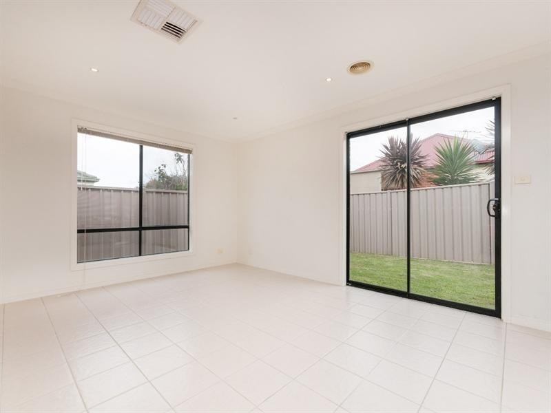 7 Creighton Way, Craigieburn VIC 3064