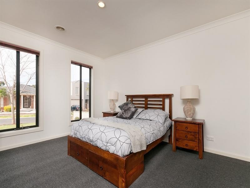 7 Creighton Way, Craigieburn VIC 3064