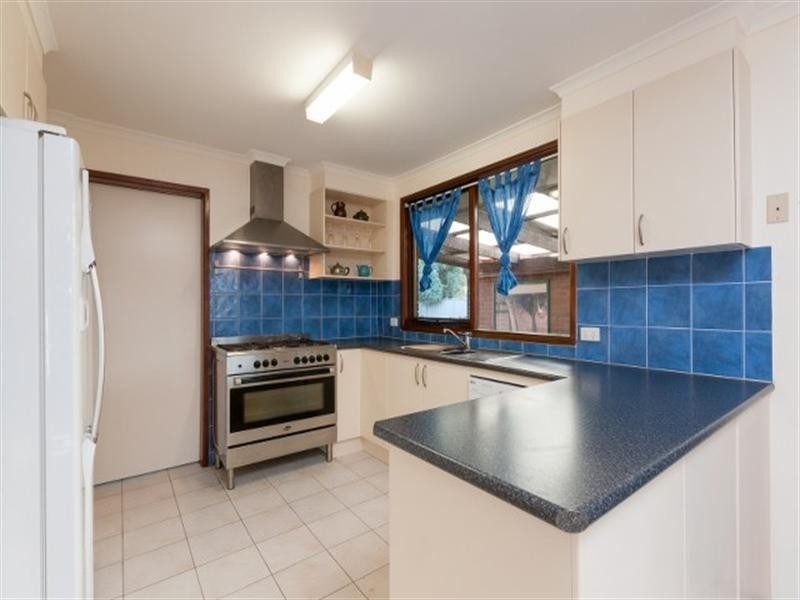 38 Langdon Crescent, Craigieburn VIC 3064