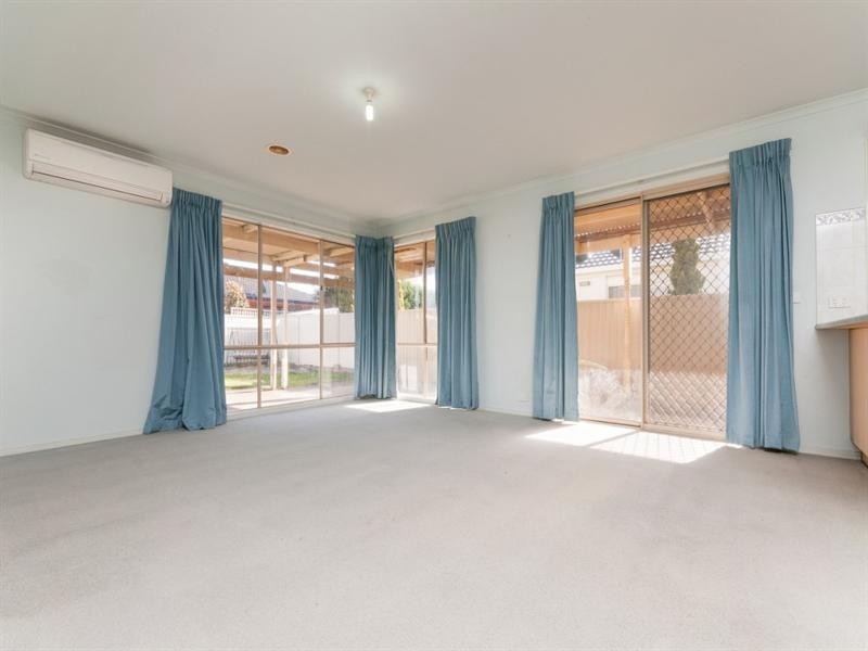 48 Mulberry Pass, Craigieburn VIC 3064