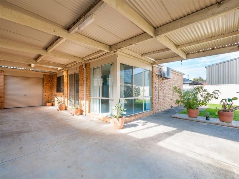 48 Mulberry Pass, Craigieburn VIC 3064